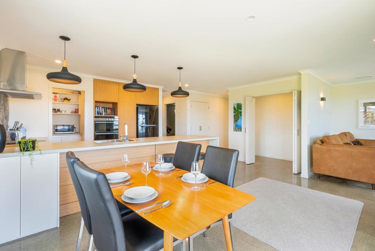 Matenga Townhouse - Waikanae Holiday Home Ngoại thất bức ảnh