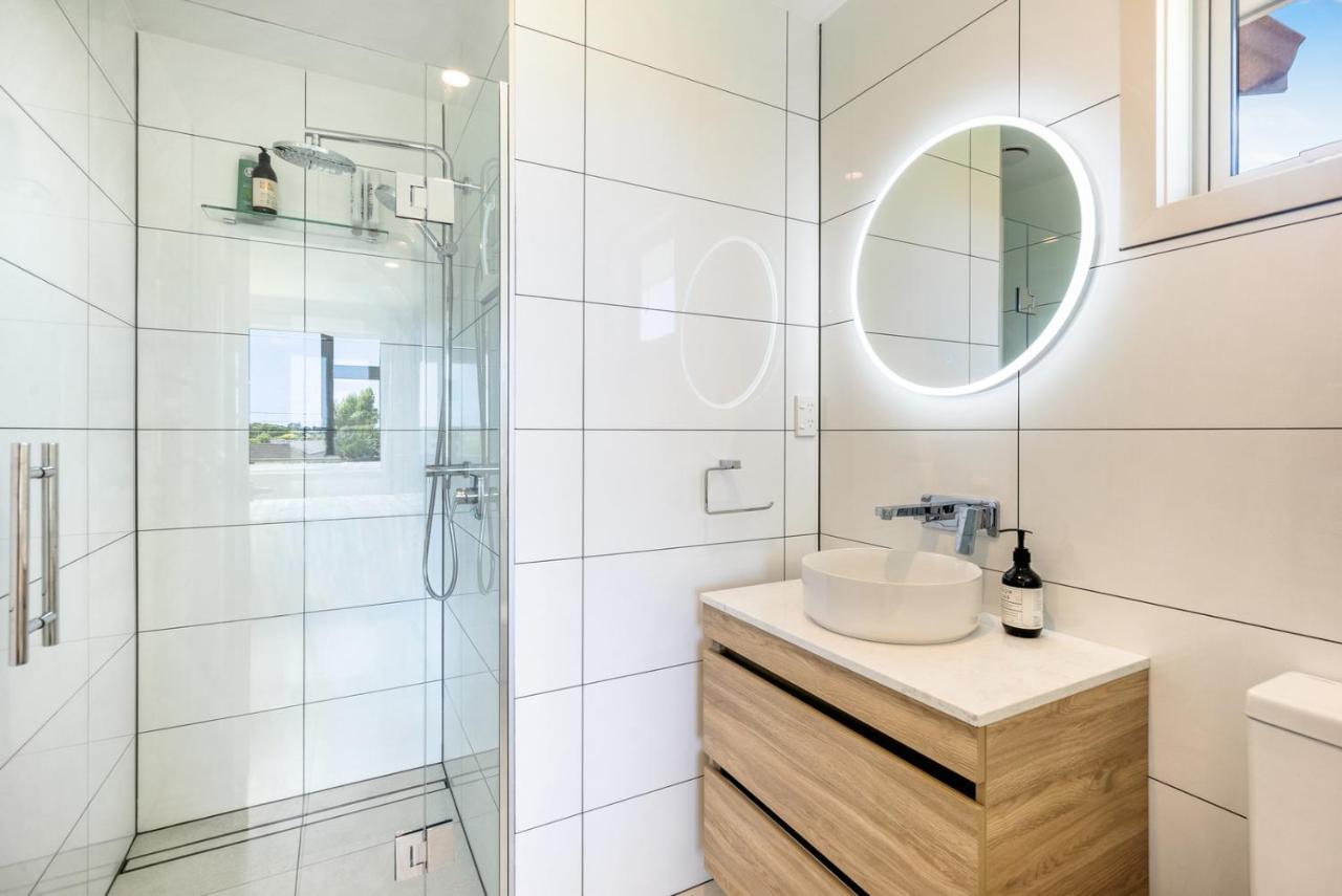 Matenga Townhouse - Waikanae Holiday Home Ngoại thất bức ảnh