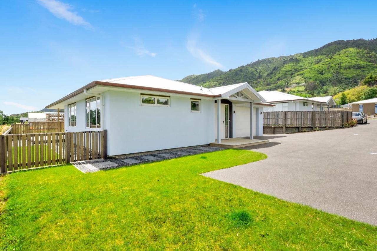 Matenga Townhouse - Waikanae Holiday Home Ngoại thất bức ảnh