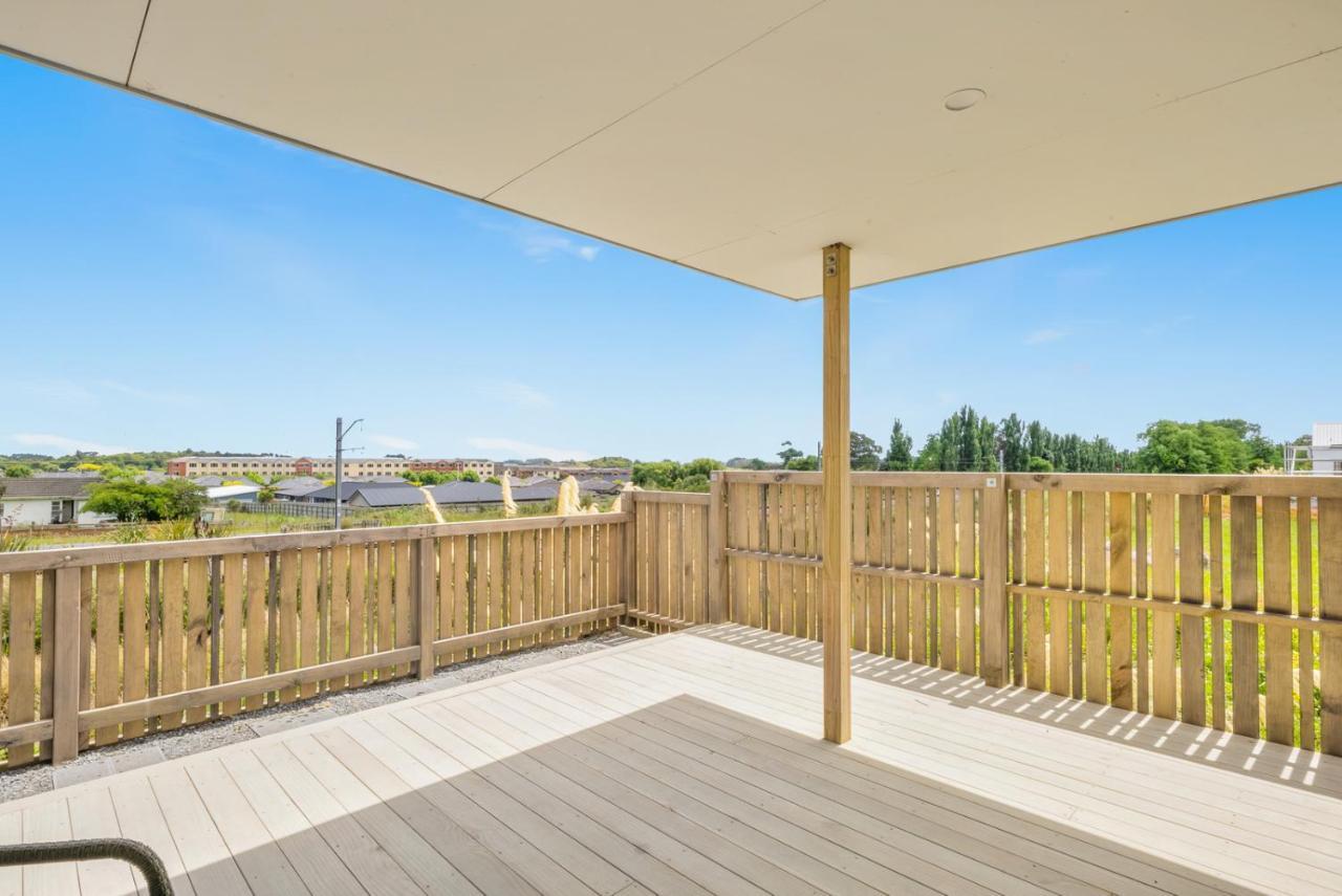 Matenga Townhouse - Waikanae Holiday Home Ngoại thất bức ảnh